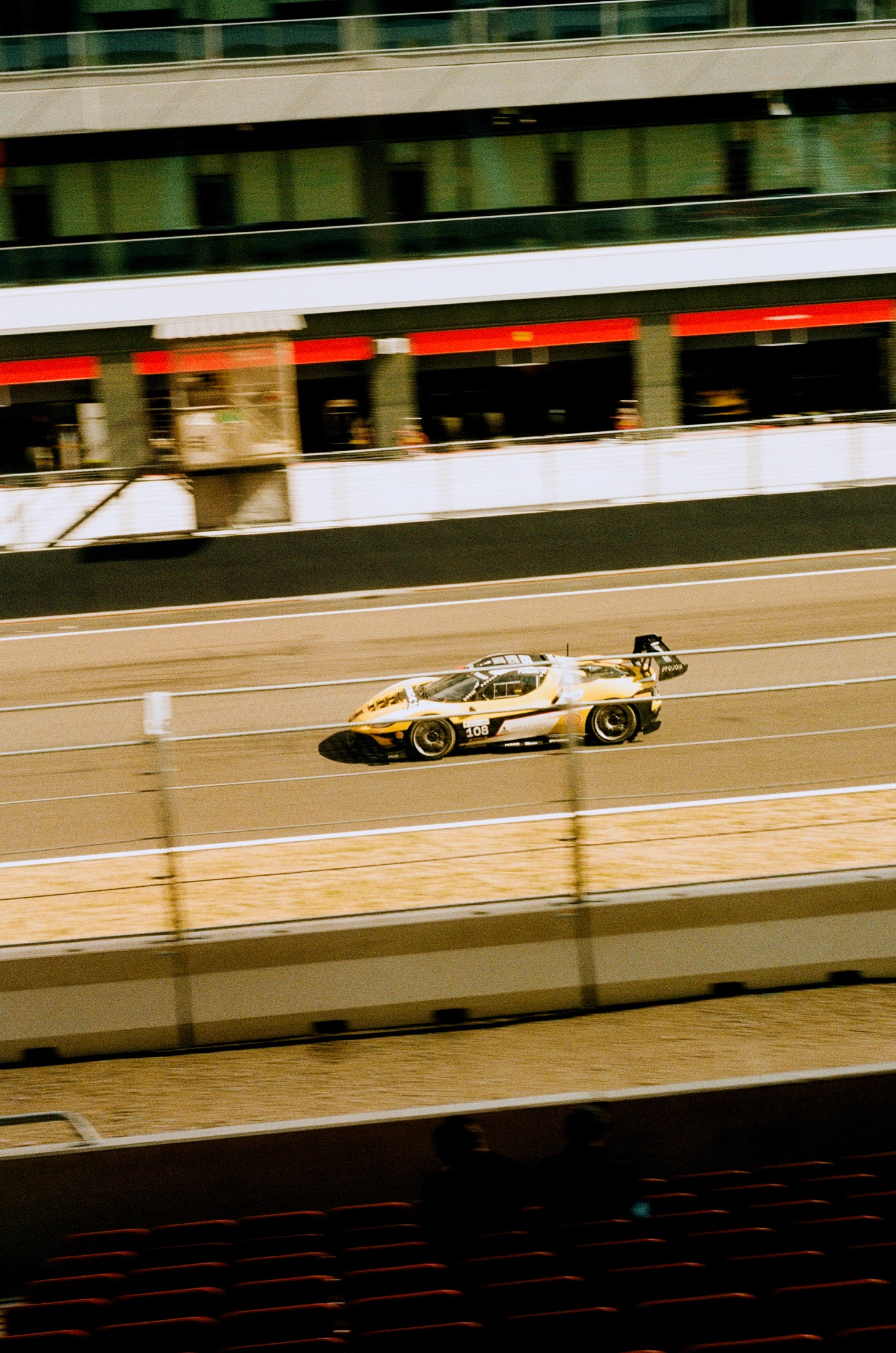 Gold Blur on the Straight